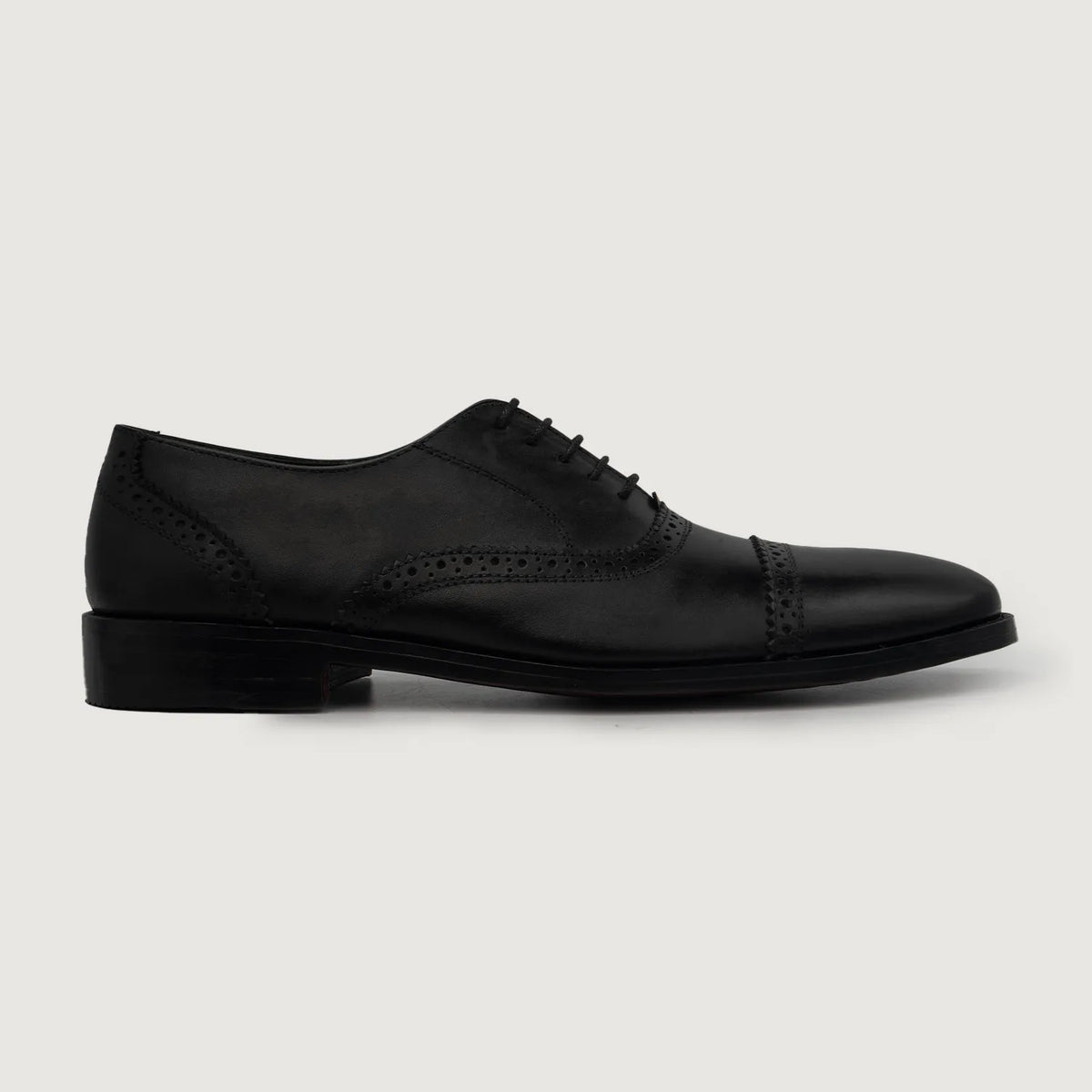 Black Full-Grain leather Shoes - Goodyear welt -rakenne ja kärkiosa