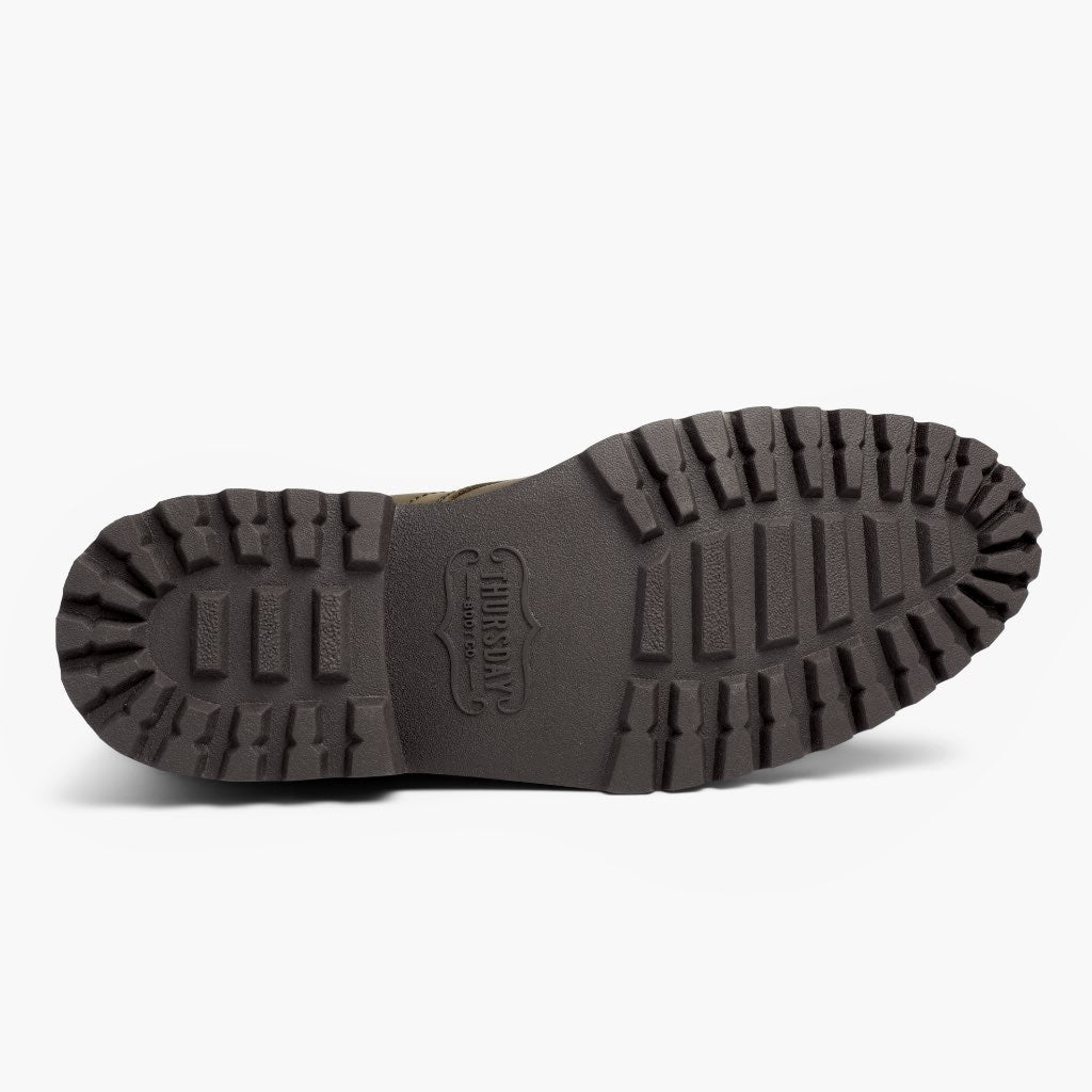 High-Traction Rubber Outsole & Lug Tread Pattern on Captain StormKing® Dark Olive Matte Nahkasaappaat Miehille