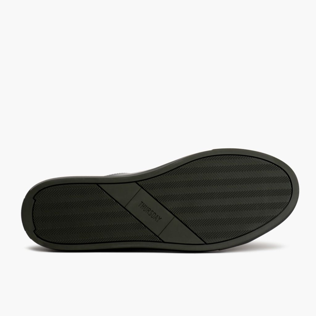 High-Traction Rubber Outsole & Lug Tread Pattern on Encore Forest Nahkatennarit Miehille