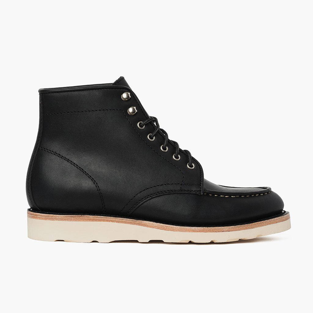 Black Full-Grain leather Boots - Goodyear welt -rakenne ja kärkiosa