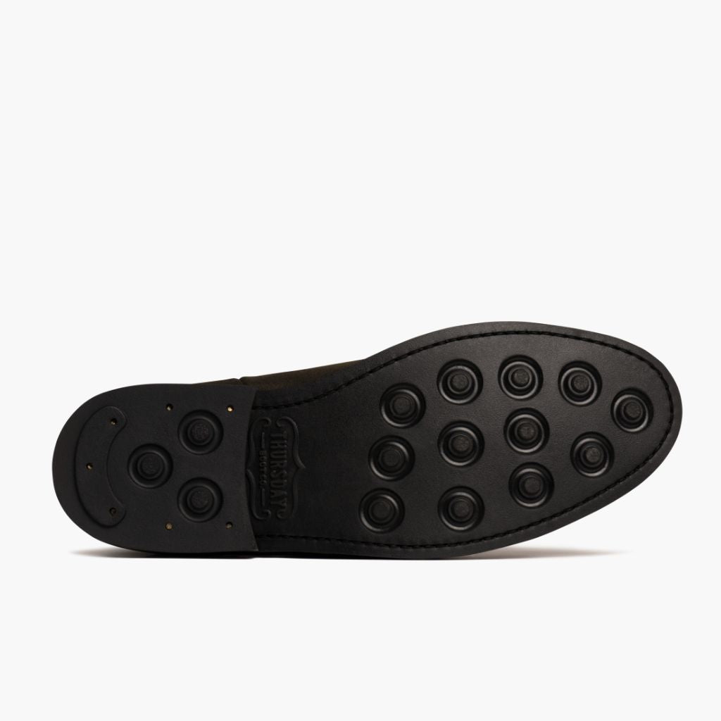 High-Traction Rubber Outsole & Lug Tread Pattern on Duke Dark Olive Suede Nahkasaappaat Miehille