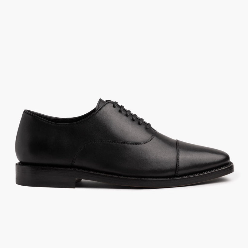 Executive Musta Leather Sneakers Miehille