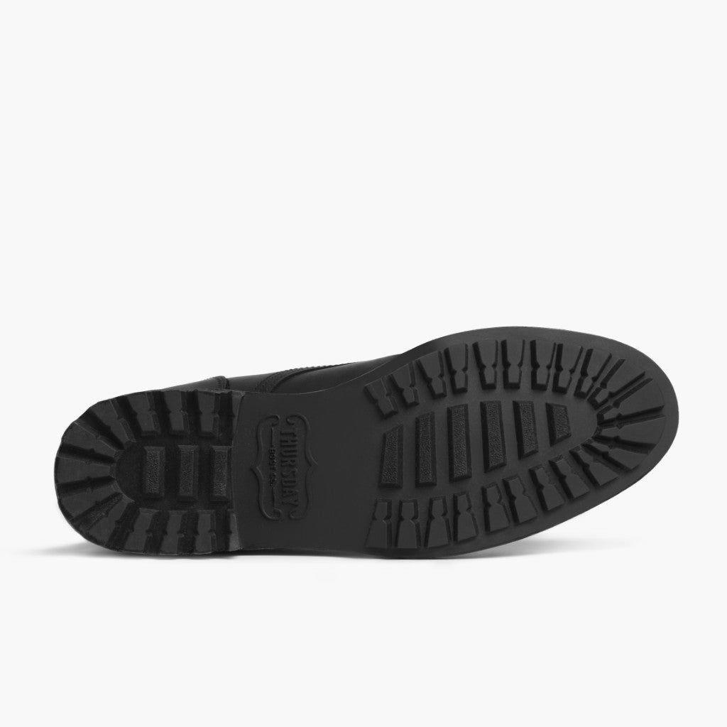 High-Traction Rubber Outsole & Lug Tread Pattern on Logger Musta Matte Nahkasaappaat Miehille
