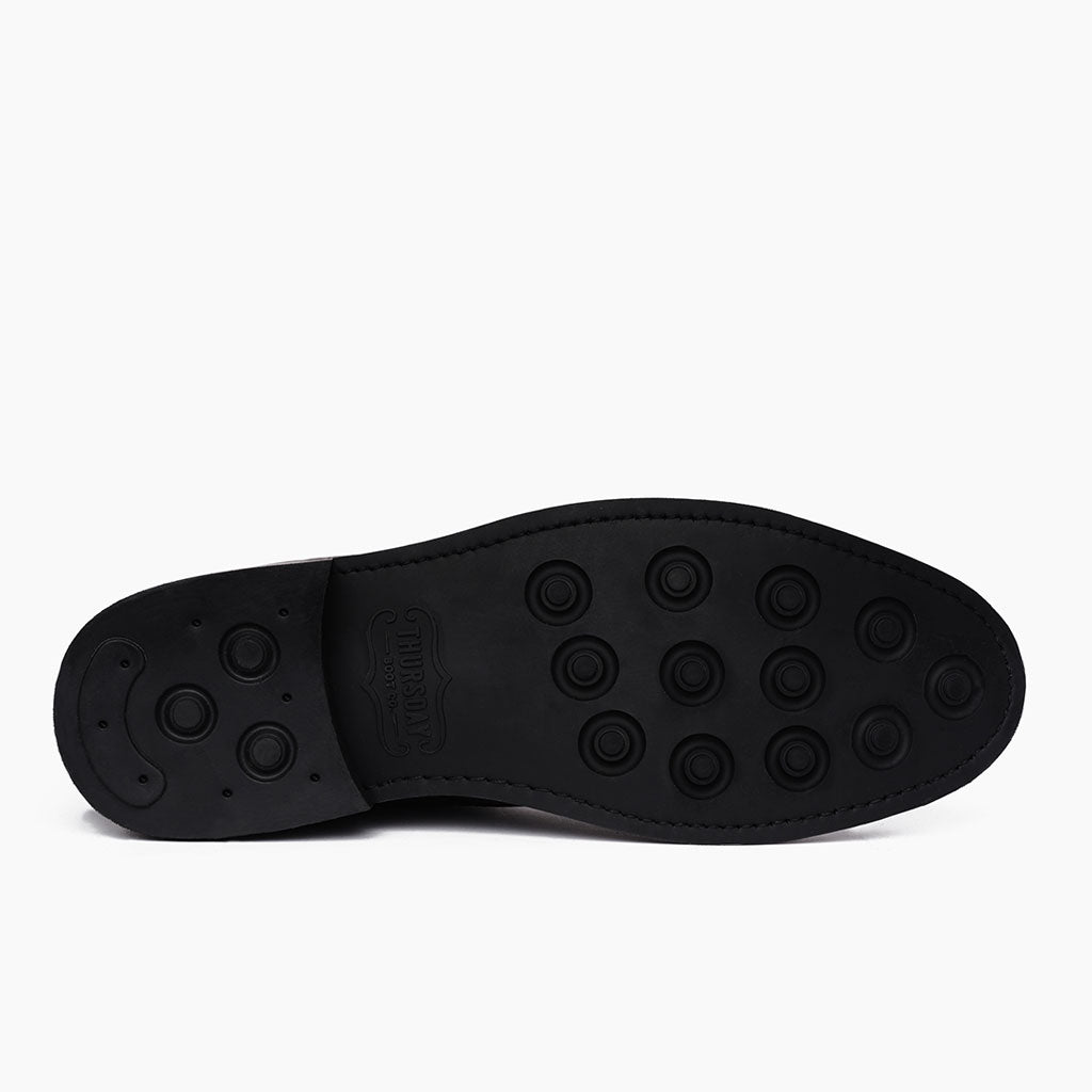 High-Traction Rubber Outsole & Lug Tread Pattern on Captain Arizona Adobe Nahkasaappaat Miehille