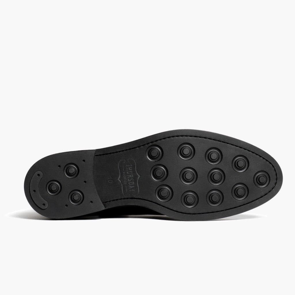 High-Traction Rubber Outsole & Lug Tread Pattern on Cadet Musta Nahkasaappaat Miehille