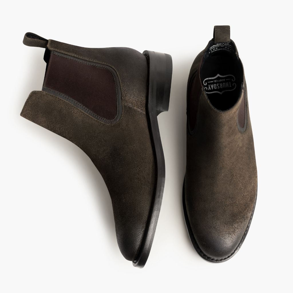 Duke Dark Olive Suede Nahkasaappaat Miehille - Vahvistettu kantapää ja tarkat kaksoisompeleet