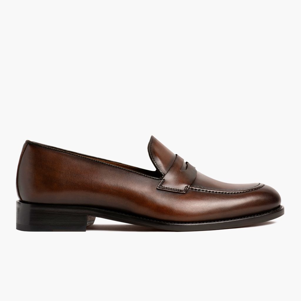 Classic Full-Grain leather Sneakers - Goodyear welt -rakenne ja kärkiosa