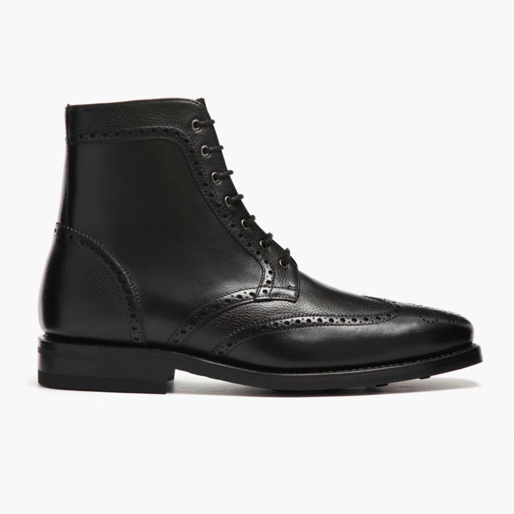 Black Full-Grain leather Boots - Goodyear welt -rakenne ja kärkiosa