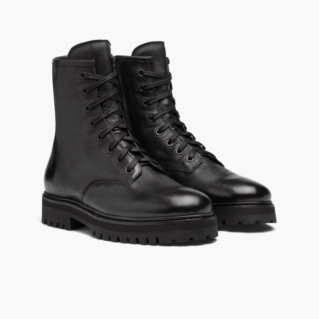 Black Full-Grain leather Boots - Goodyear welt -rakenne ja kärkiosa