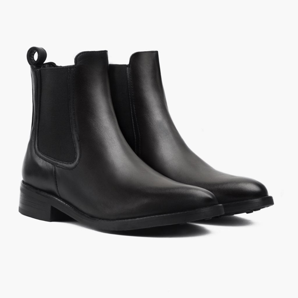 Black Full-Grain leather Boots - Goodyear welt -rakenne ja kärkiosa