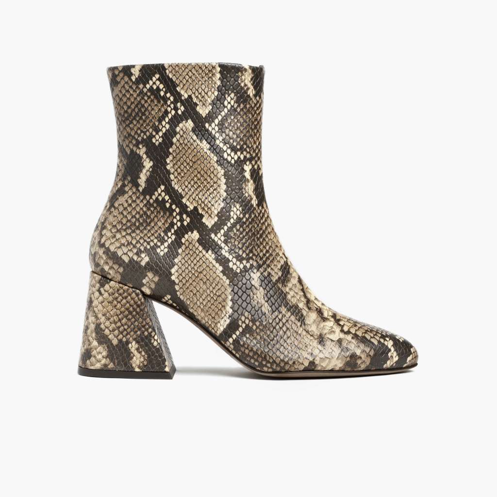 Heartbreaker Snake Print Nahkasaappaat Naisille in Classic Full-Grain Leather - Sivunäkymä | Osta verkosta