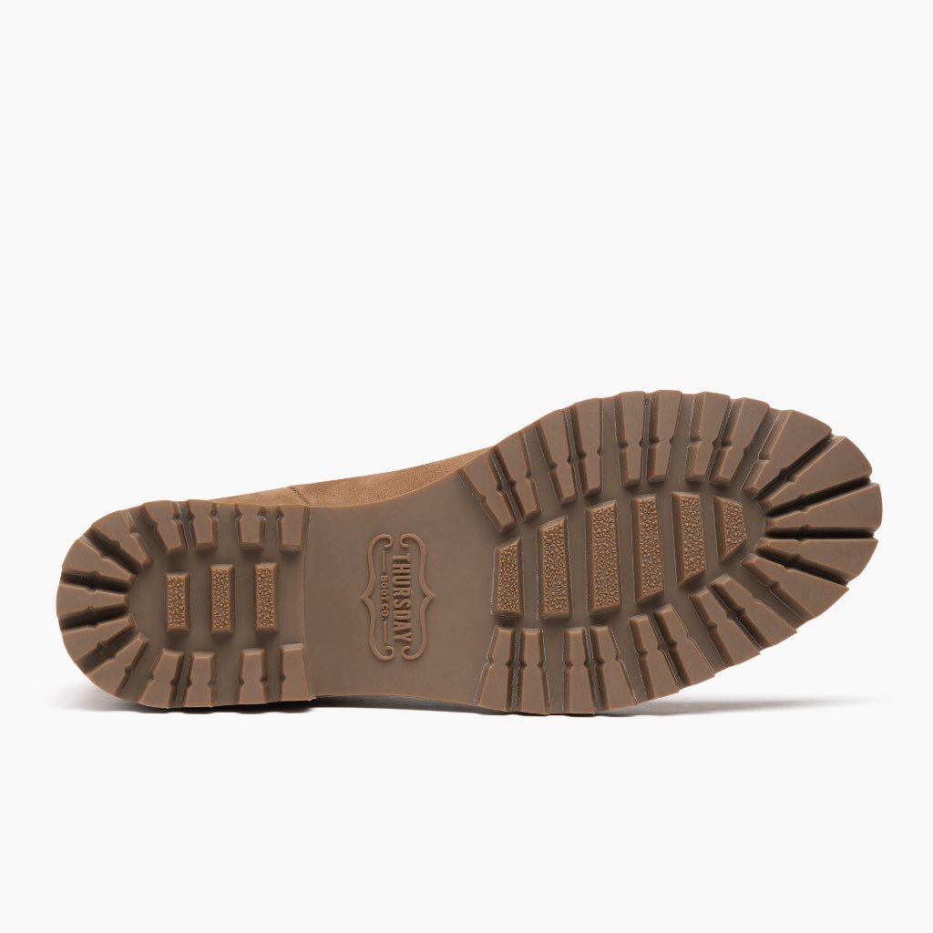 High-Traction Rubber Outsole & Lug Tread Pattern on Legend Pebble Nahkasaappaat Naisille