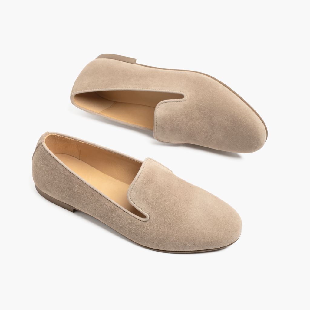 High-Traction Rubber Outsole & Lug Tread Pattern on Eden Latte Nahkasaappaat Naisille