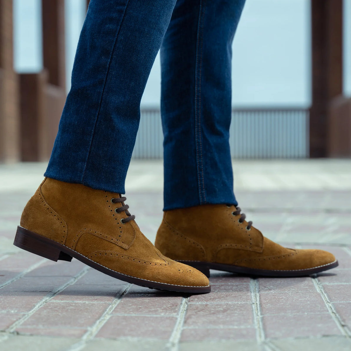 Tailored Rib Cuffs & Hem Craftsmanship Construction Detail on Duster Brogues Derby Ruskea Suede Nahkasaappaat - StudGuard Miehille