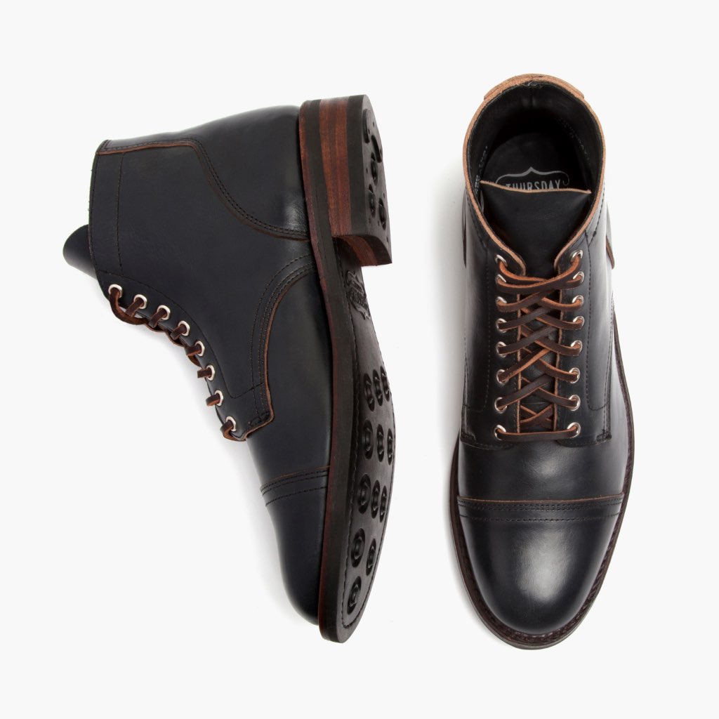 High-Traction Rubber Outsole & Lug Tread Pattern on Vanguard Indigo Nahkasaappaat Miehille For Men