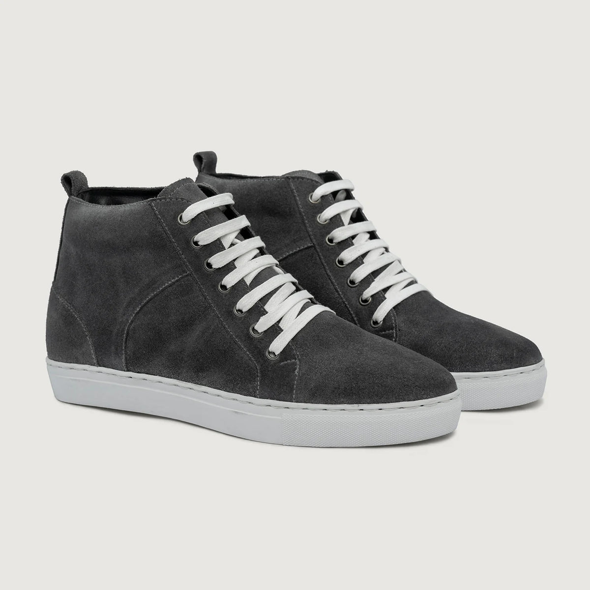 Marty High Top Grey Suede Nahkatennarit Miehille For Men in Grey Goatskin Suede - Sivunäkymä | Osta verkosta