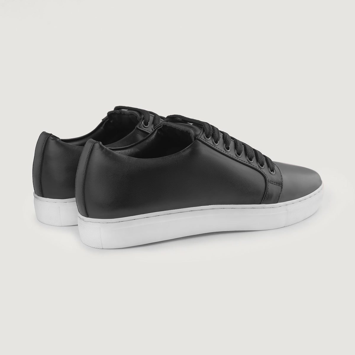 Orlaven Murphy Low Top Musta Nahkatennarit Miehille footwear image 10