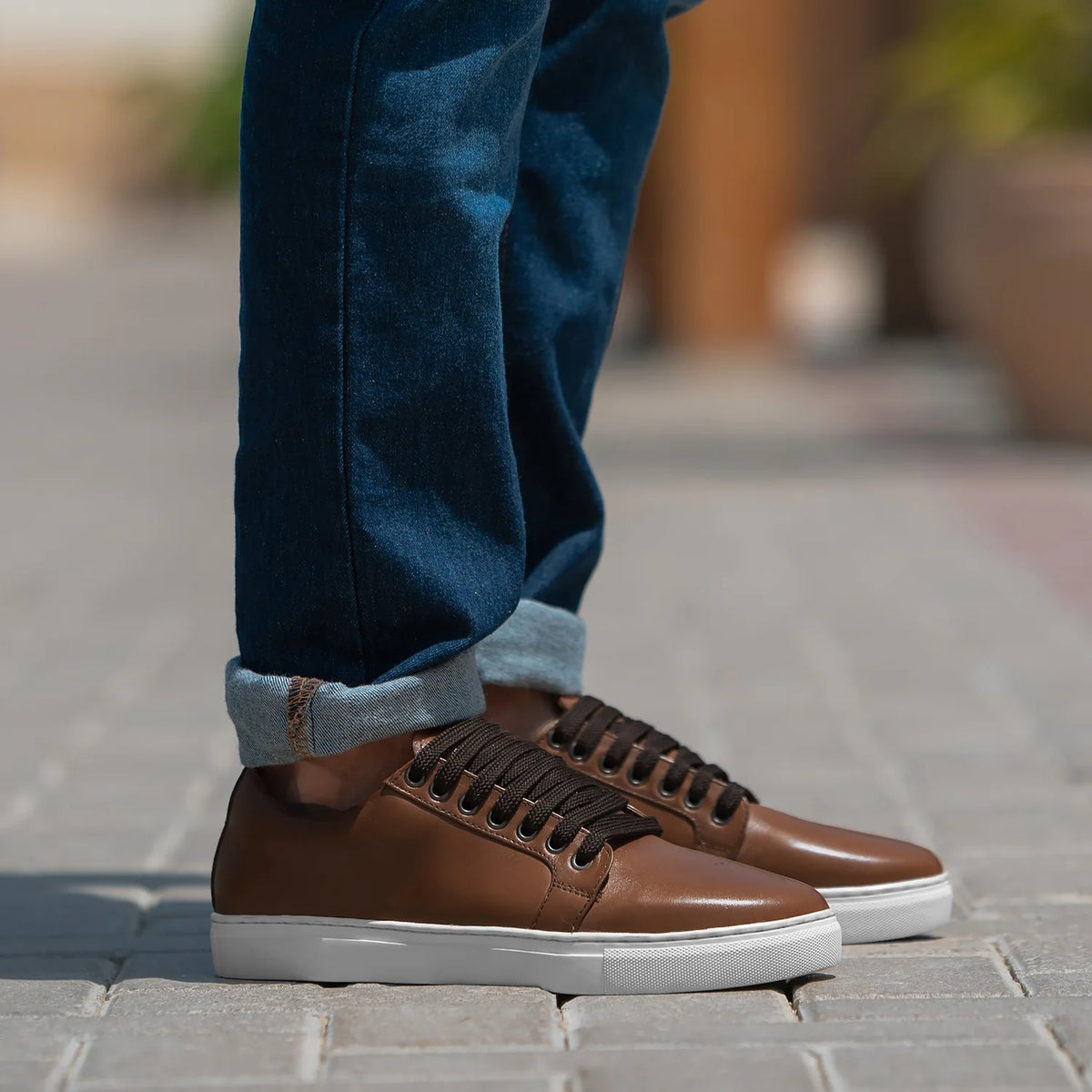 Murphy Low Top Vaaleanruskea Nahkatennarit Miehille in Tan Full-Grain Leather - Sivunäkymä | Osta verkosta