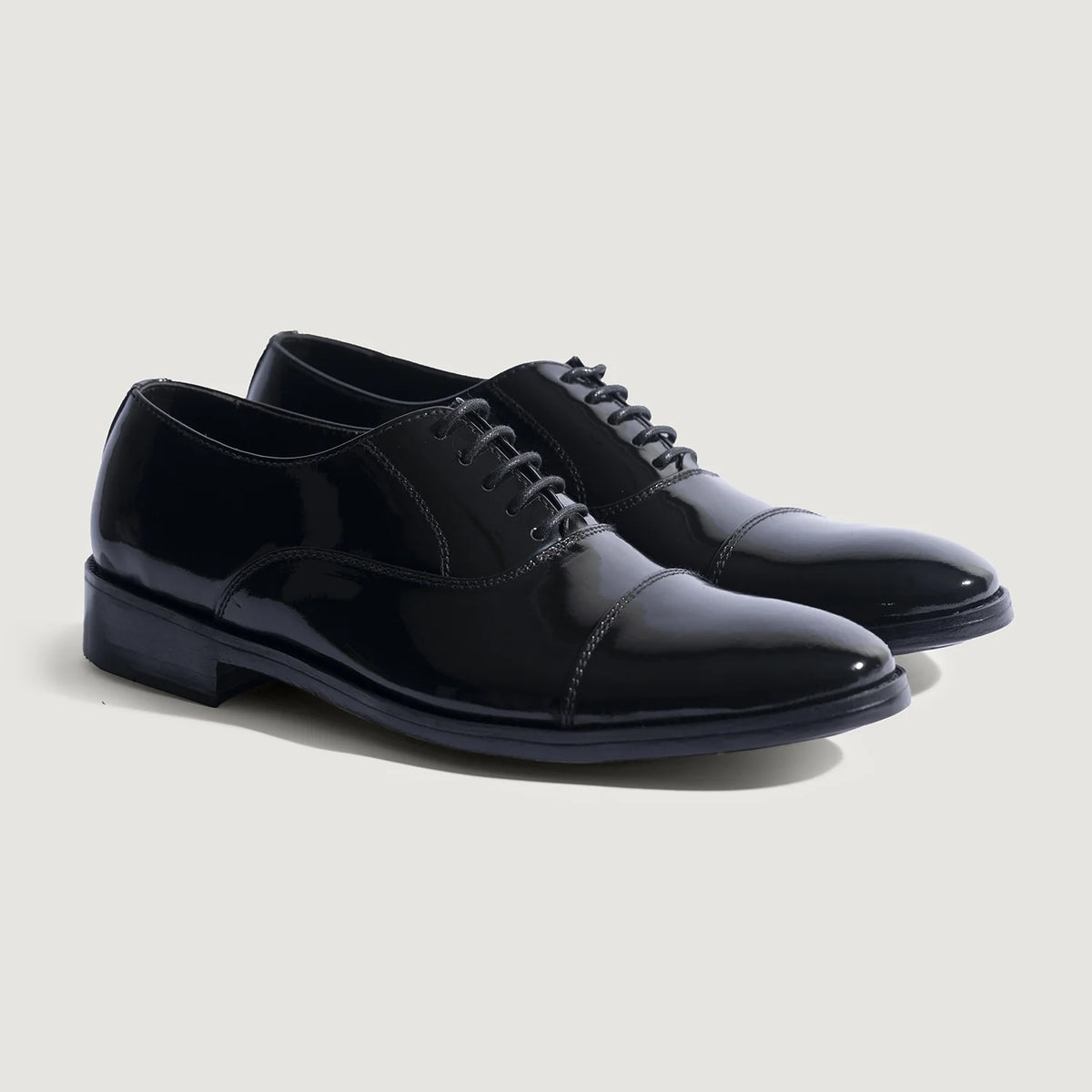 Professor Oxford Musta Nahkakengät Miehille For Men in Patent Black Full-Grain Leather - Sivunäkymä | Osta verkosta