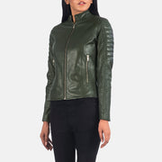 Close-Up Detail of Band &amp; Zipper Hardware on Women's Adalyn Quilted Green Nahkainen Biker-takki Naisille
