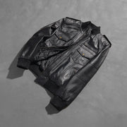 Styled Fit Perspective of Men's Agent Shadow Musta Nahkainen Pommitakki Miehille on Model - Natural Daylight Drape