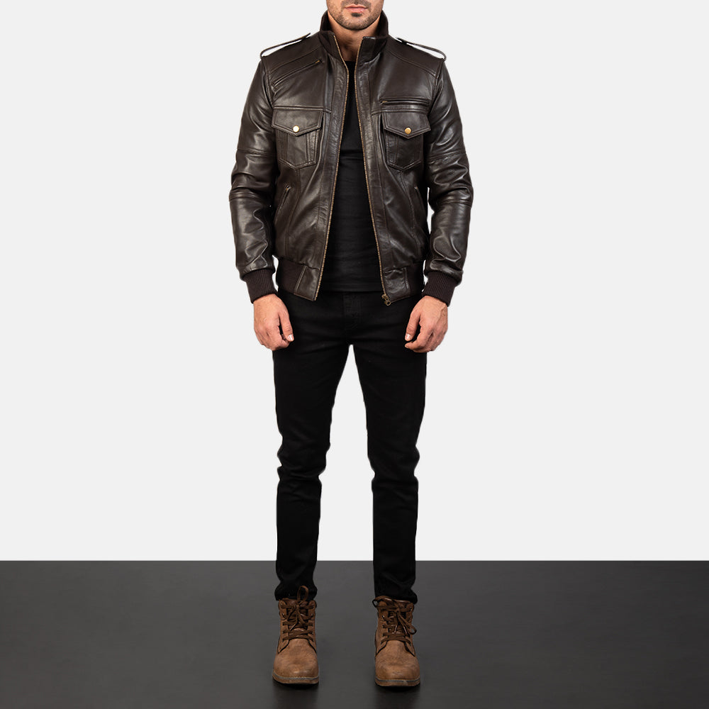 Men's Agent Shadow Ruskea Nahkainen Pommitakki Miehille - Lateral Side Profile View Showing Sleeve Cut &amp; Athletic Taper Fit