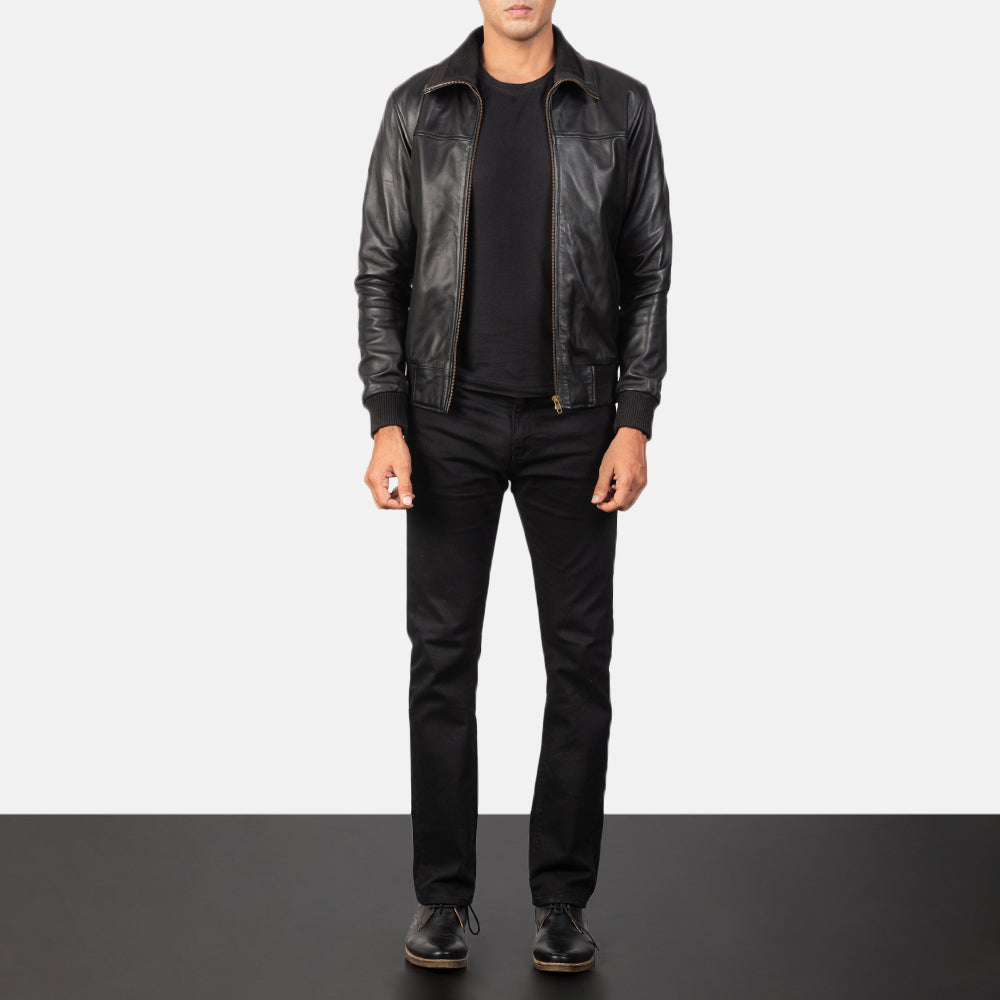 Men's Air Rolf Musta Nahkainen Pommitakki Miehille - Lateral Side Profile View Showing Sleeve Cut &amp; Athletic Taper Fit