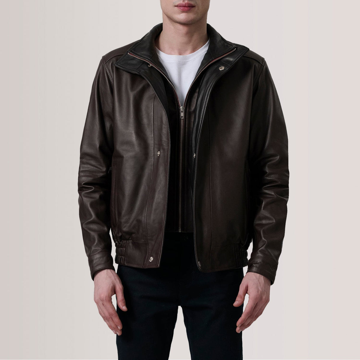 Alfred Nahkainen Pommitakki Miehille – alternate product view 1