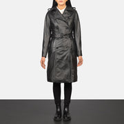 
Alice Black Double Breasted Leather Coat in Black Cowhide Leather - Edestä ja räätälöity siluetti | Osta verkosta