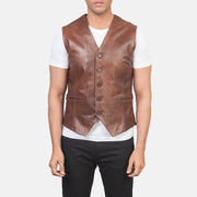 Close-Up Detail of Classic Collar &amp; 5 Button Hardware on Men's Auden Ruskea Nahkaliivi Miehille