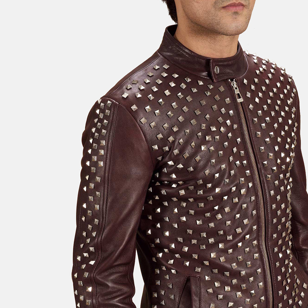 Close-Up Detail of Band with snap button &amp; Zipper Hardware on Blix Bono Maroon Nahkainen Biker-takki Miehille