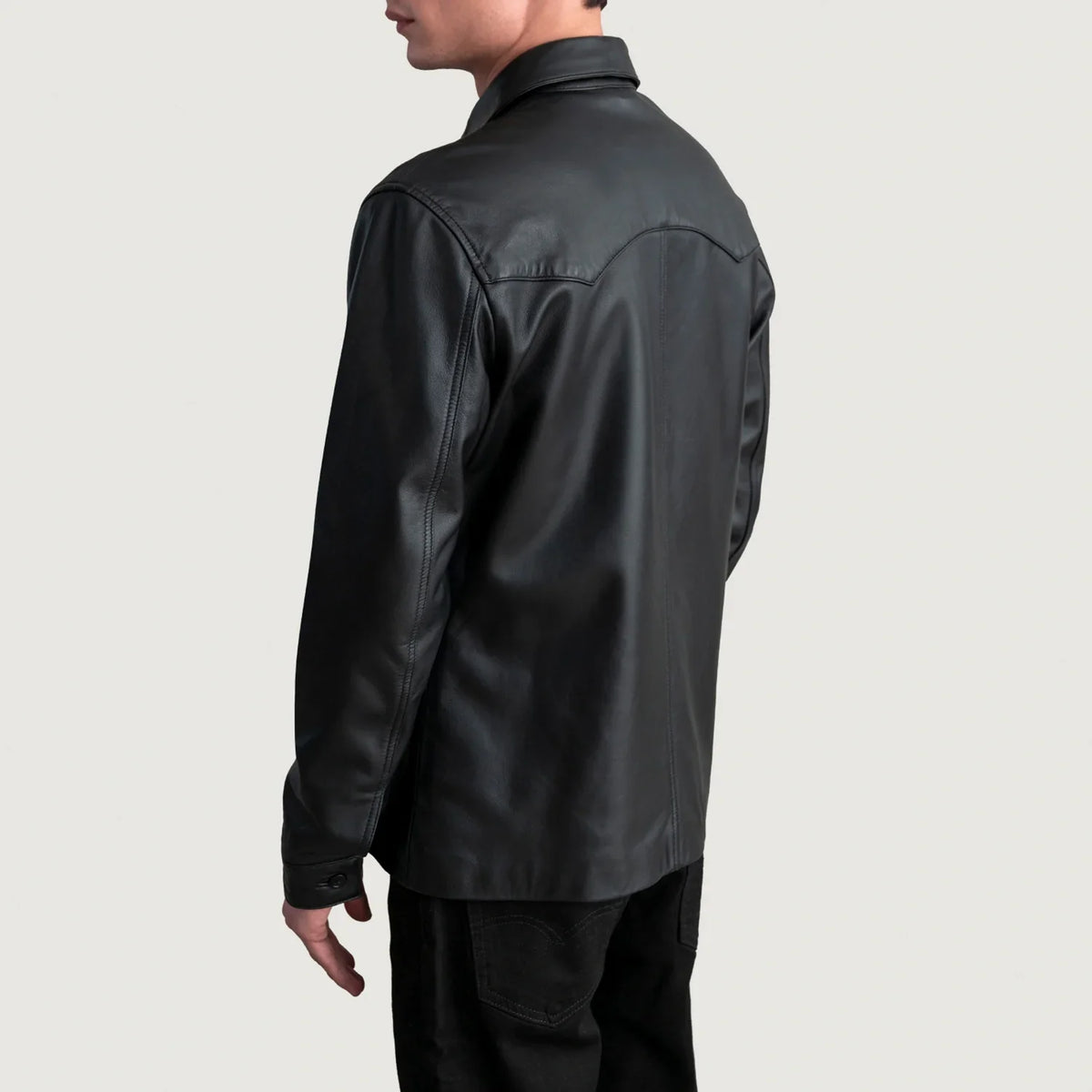 
Sisäpuolen näkymä Showing Viscose Lining & Kaksi käytännöllistä sisätaskua