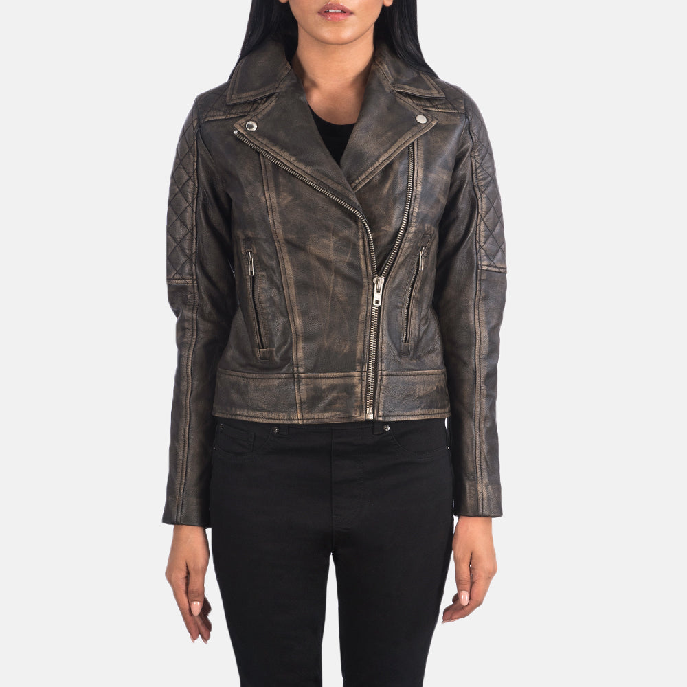 
Yksityiskohtainen lähikuva of Notch & Zipper Hardware on Carolyn Quilted Distressed Brown Biker Jacket
