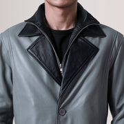 
Sisäpuolen näkymä Showing Quilted Polyester Lining & Kaksi käytännöllistä sisätaskua
