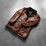 Open Hem &amp; Hem Craftsmanship Construction Detail on Men's Cinnamon Distressed Leather Fur Nahkatakki Pitkä Miehille