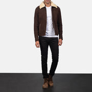 Men's Coffner Ruskea Shearling Fur Nahkatakki Miehille - Lateral Side Profile View Showing Sleeve Cut &amp; Athletic Taper Fit