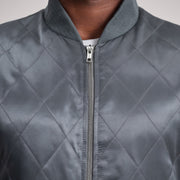 
Sisäpuolen näkymä Showing Polyester Lining & Kaksi käytännöllistä sisätaskua