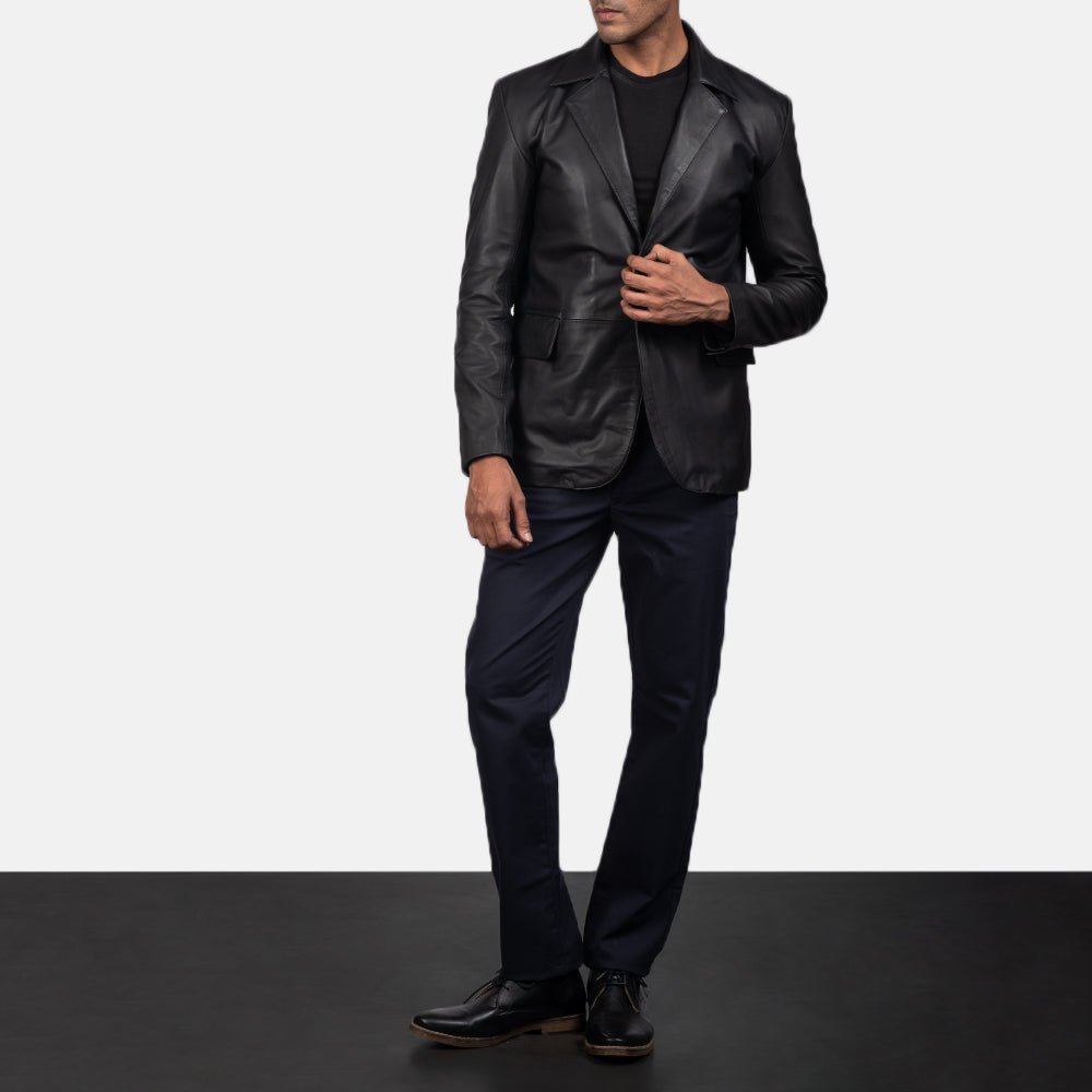 Men's Daron Musta Nahkainen Bleiseri Miehille - Lateral Side Profile View Showing Sleeve Cut &amp; Athletic Taper Fit