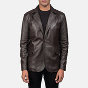 Daron Ruskea Nahkainen Bleiseri Miehille in Brown Sheepskin Leather - Front Profile View &amp; Tailored Silhouette | Buy Online