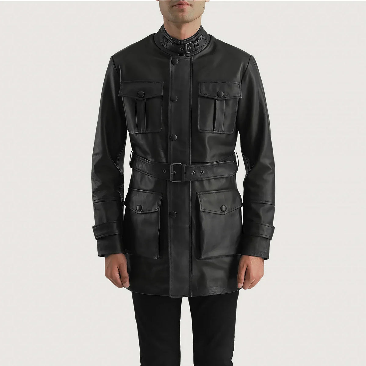 Close-Up Detail of High neck with Belt &amp; Snap button Hardware on Dolf Musta Nahkatakki Miehille