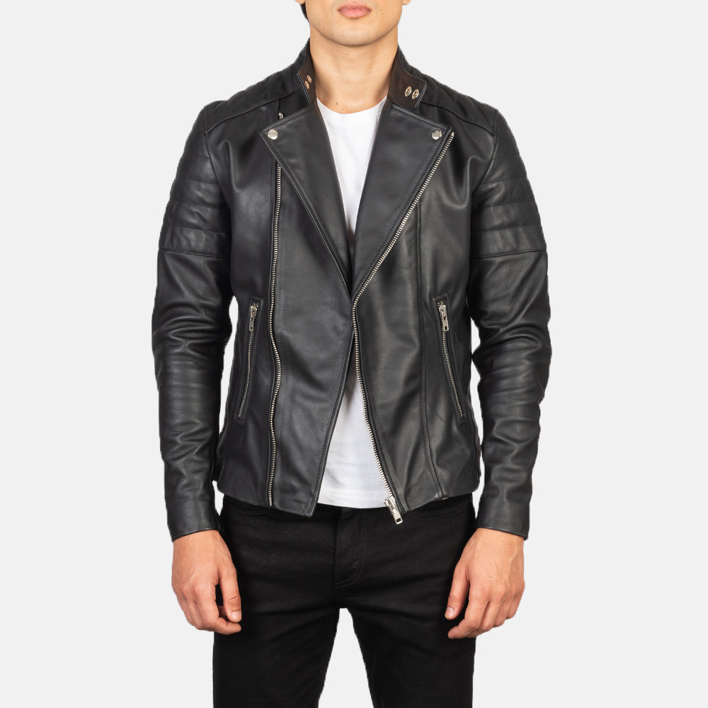 
Faisor Mocha Suede Biker Jacket in Mocha Brown Goatskin Suede - Edestä ja räätälöity siluetti | Osta verkosta