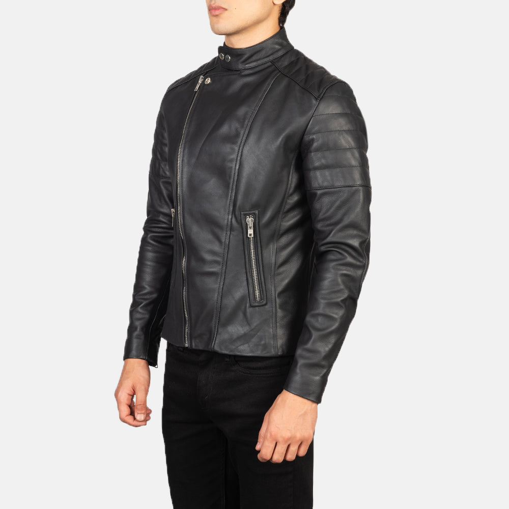 
Mocha Brown Goatskin Suede Biker Jacket - Takaa istuvilla olkapäillä ja siistillä helmalla