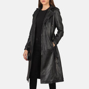
Fixon Hooded Musta Nahkainen Trenssitakki Naisille in Black Sheepskin Leather - Edestä ja räätälöity siluetti | Osta verkosta