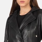
Sisäpuolen näkymä Showing Quilted Polyester Lining & Kaksi käytännöllistä sisätaskua