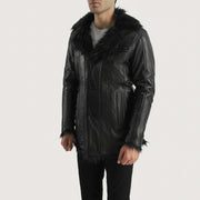 
Black Sheepskin Leather Aviator Jacket - Takaa istuvilla olkapäillä ja siistillä helmalla