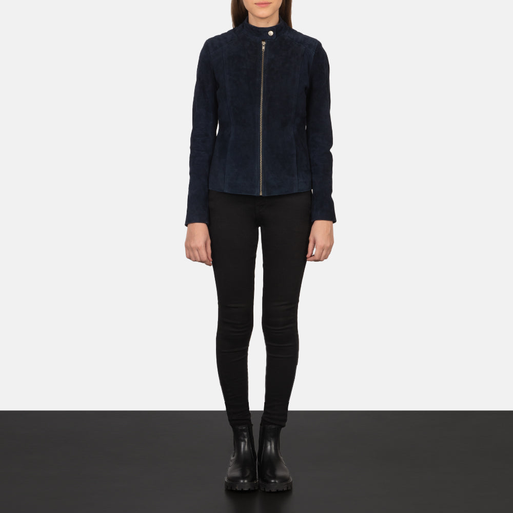 
Kelsee Navy Blue Suede Biker Jacket - Sivuprofiili ergonomisella hihanleikkauksella