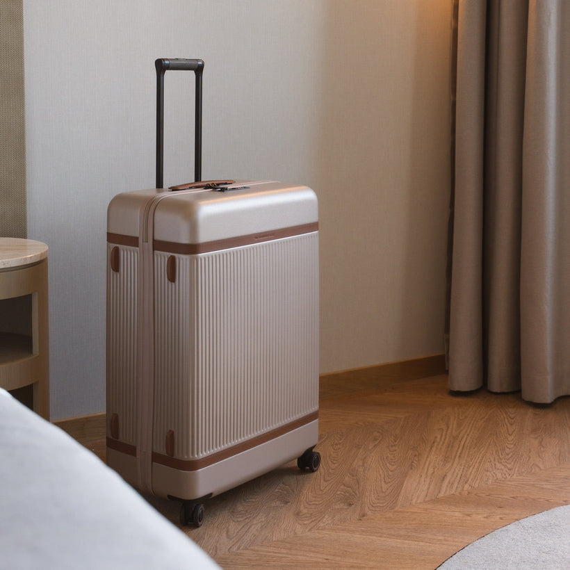 Large Suitcase Zuna Naisille