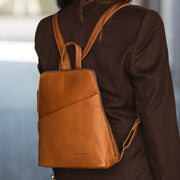 Claire Full-Grain Leather Backpack Naisille – alternate product view 2