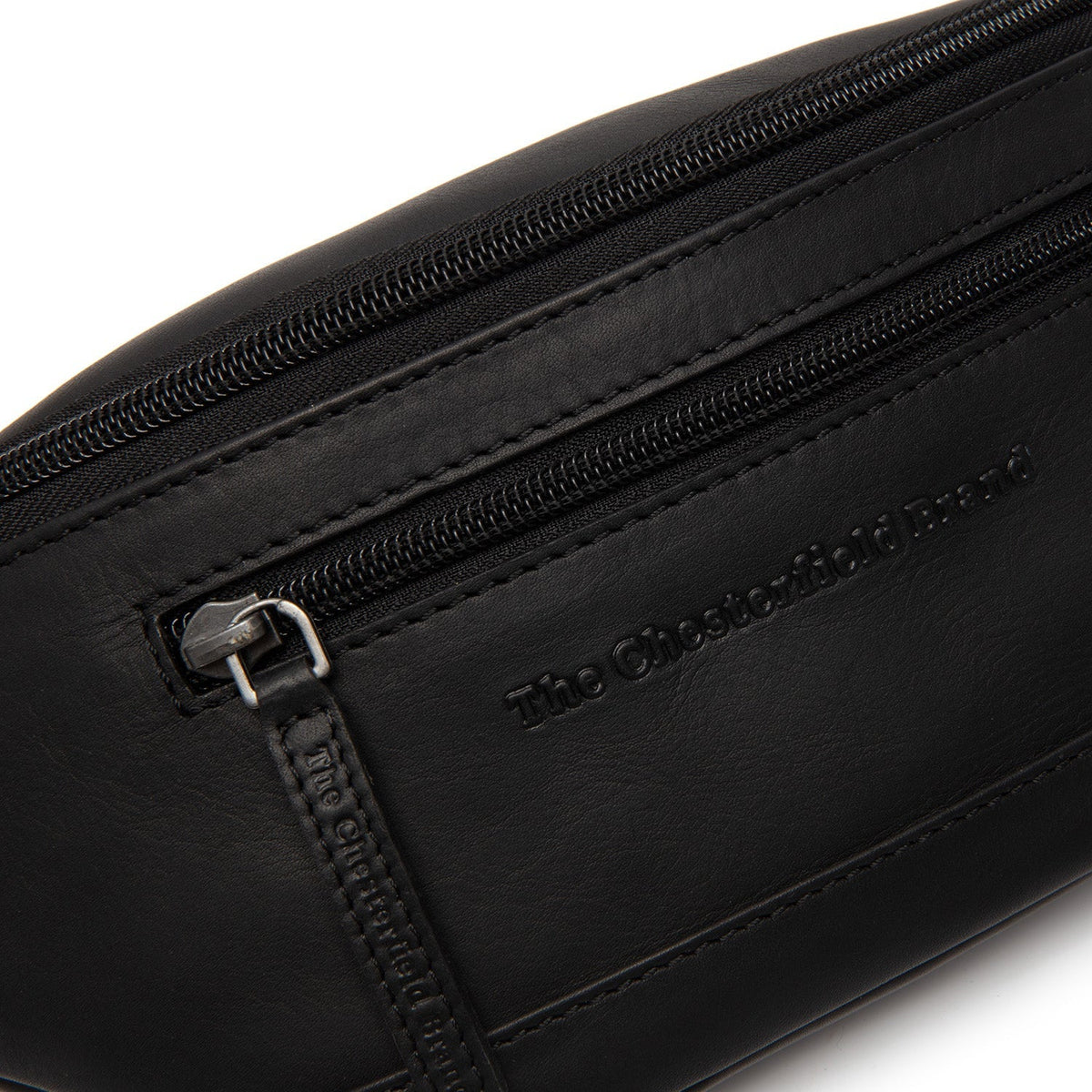 
Sisäpuolen näkymä Showing Dedicated Padded Laptop Sleeve & Multi-Compartment Organization
