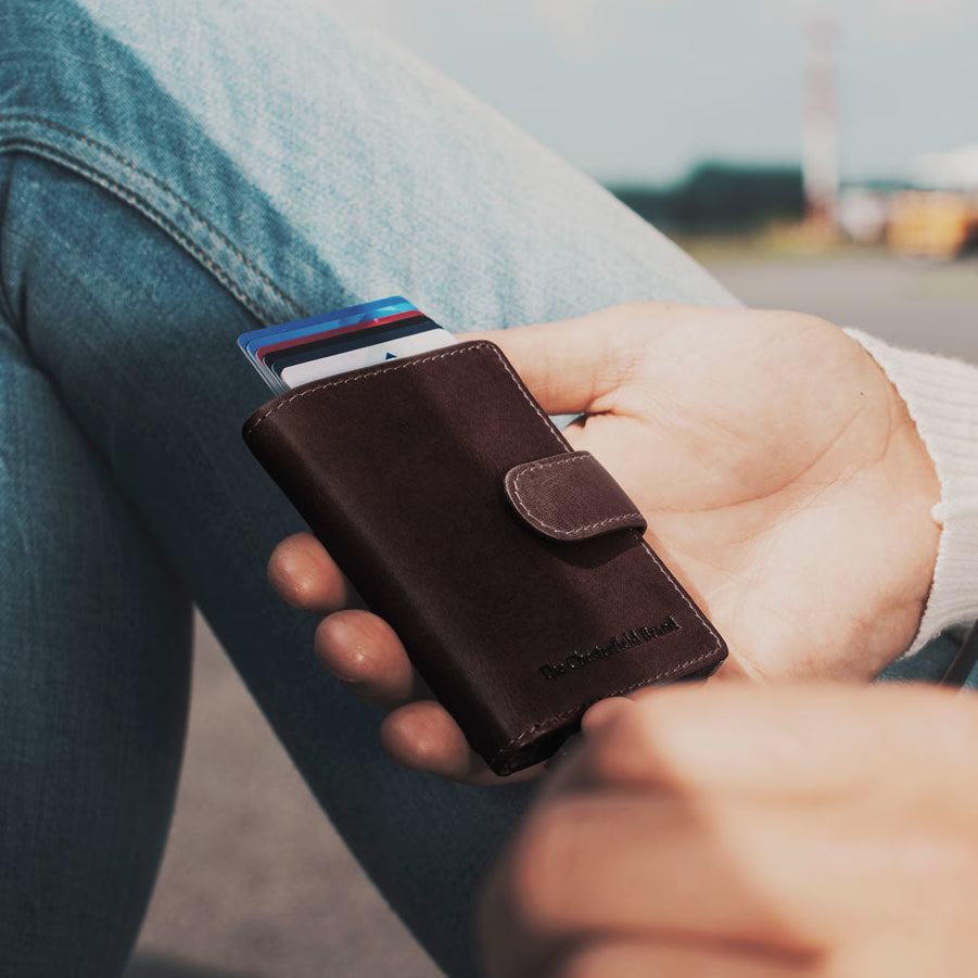 Loughton Full-Grain Leather Card Holder Naisille – alternate product view 2